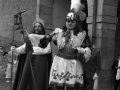 El arcAngel San Miguel y Jesucristo a la salida del convento de Santa Ana