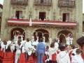 Arku-dantza en la plaza de los Fueros, durante la celebración de fiestas