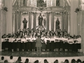 Actuación de la coral de Oñati en el interior de la Iglesia de Santa Ana