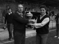 Entrega de trofeos de la final de fútbol de veteranos