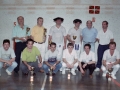 Pelotaris con sus trofeos y otros asistentes a los partidos