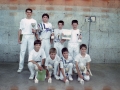 Jóvenes pelotaris con sus trofeos