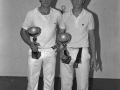 Pelotaris con sus trofeos