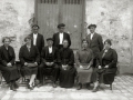 FOTOGRAFIAS DE GRUPO EN EL EXTERIOR DE UN EDIFICIO. (Foto 1/5)