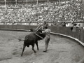 FRANCISCO FRANCO Y SU ESPOSA, CARMEN POLO, EN LA PLAZA DE TOROS "EL TXOFRE", EN UNA CORRIDA DE LA FERIA DE ABONO DE SEMANA GRANDE. (Foto 5/5)