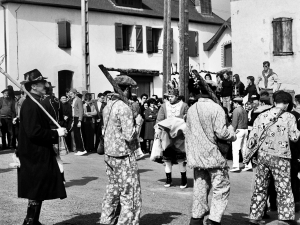 Altzürüküko maskaradak Mendikotan