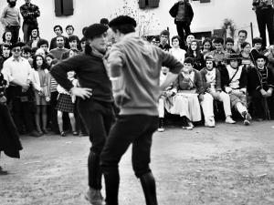 Altzürüküko maskaradak Mendikotan