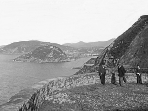 Igeldoko itsasargiko bidea