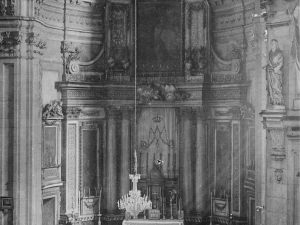 Santa Maria elizako aldarea