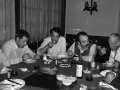 Celebración de una comida entre concejales entrantes y salientes del Partido Nacionalista Vasco junto con algunos funcionarios del consistorio