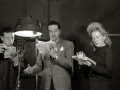GRUPO DE ACTORES DE RADIO SAN SEBASTIAN EN UNA EMISORA. (Foto 1/3)
