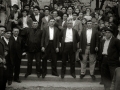 GRUPO DE BERTSOLARIS EN UNA ESCALINATA REUNIDOS CON MOTIVO DEL EUZKO NEKAZARIEN BAZKUNA DE HERNANI. (Foto 3/3)