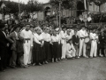 GRUPO DE DANTZARIS EN LA GOIKO PLAZA DE ANDOAIN. (Foto 1/7)