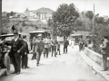 GRUPO DE PERSONAS EN EL BARRIO DE CARABEL DE HERNANI. (Foto 1/1)