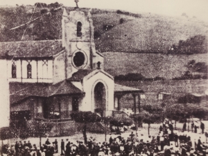Iglesia San Fermín de Pasai Antxo durante las fiestas