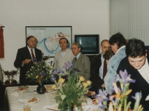 Momento del acto con los invitados durante el lunch