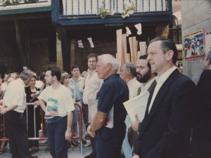 El alcalde, Xabier Portugal, y José Luis Ugarte durante los actos celebrados