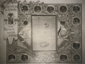 Orla del equipo de fútbol Pasaiako Lagun Ederrak, vencedores del Campeonato de España de 1926/1927