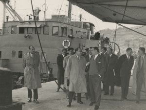 José María del Moral y otras autoridades visitando las instalaciones de la empresa Pysbe