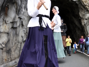 Ama birjinak jaiak. Abuztua 2010