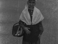 Niña vestida de baserritarra