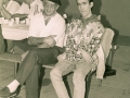 Señor y joven durante las celebraciones del Herri Eguna