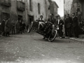HOMBRE Y NIÑO EN UNA MOTO SIDECAR. (Foto 1/1)