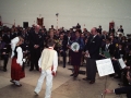 Jóvenes dantzaris bailando durante el homenaje a Antonino Ibarrondo Oleaga