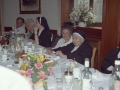 Celebración del homenaje a dos monjas. A la derecha, las religiosas homenajeadas