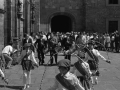 Txistularis y dantzaris a la salida de la misa celebrada en la iglesia del homenaje