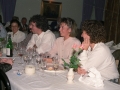 Asistentes a la celebración de una comida en Etxe Aundi