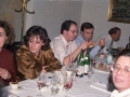 Asistentes a la celebración de una comida en Etxe Aundi
