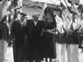 Recibimiento a Santiago Guridi en la plaza de los Fueros
