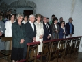 Asistentes a la celebración del homenaje al caminero de Zubillaga. En primera fila se encuentra el señor caminero -segundo por la izquierda- e Imanol Murua