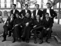 José Mari Murua junto a algunos amigos en la plaza de los Fueros