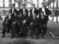José Mari Murua junto a algunos amigos en la plaza de los Fueros