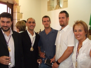 Mendibururren urrezko intsignia