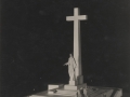 Honras fúnebres en memoria a los caídos en el fuerte de Guadalupe : maqueta de la Cruz que se trata de erigir en el fuerte de Guadalupe y cuya altura será de 25 metros