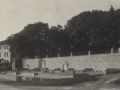 Plazoleta frente al monumento de Juan Sebastián Elcano en Getaria