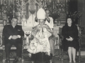 Época del alcalde Pedro Aguinagalde : visita del obispo de la diócesis