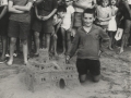 Concurso de castillos de arena en la playa