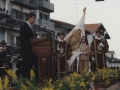 Visita de Juan José Ibarretxe, lehendakari del Gobierno Vasco, con motivo del 800 Aniversario de Hondarribia : un miembro de la corporación, dirigiendo unas palabras al público asistente