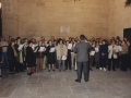 Concesión de la "Insignia de Oro de la Ciudad" a la Comunidad de Religiosas de las Hijas de la Caridad de San Vicente de Paul y a José Manuel Azcue Aguinagalde : actuación musical de un coro