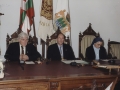 Concesión de la "Insignia de Oro de la Ciudad" a la Comunidad de Religiosas de las Hijas de la Caridad de San Vicente de Paul y a José Manuel Azcue Aguinagalde : el alcalde Jauregi entre los homenajeados