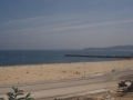 Vista de la zona de la playa y obras para la contrucción del puerto deportivo