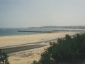 Vista de la zona de la playa y obras para la contrucción del puerto deportivo