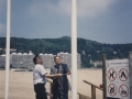 Acto de entega del distintivo de la Bandera Azul a la playa de Hondarribia por parte de la Fundación Europea de Educación Ambiental por cumplir una serie de condiciones ambientales e instalaciones : el alcalde de Hondarribia izando la bandera