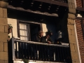Vecinos en el balcón de un edificio de Hondarribia