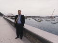 El alcalde Borja Jauregi en el puerto de Hondarribia