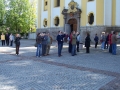 Alcaldes y representantes municipales vascos visitando la basílica Wilten